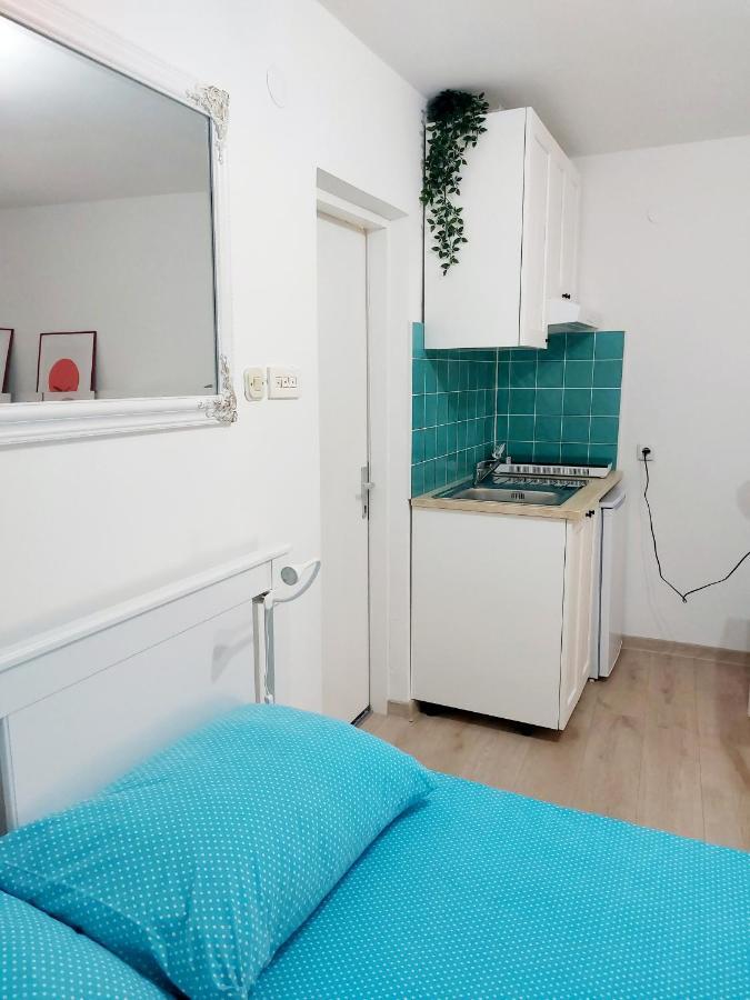 Sha La La - Charming, Unique Studio In A Historic Building Next To A Castle, Wifi, Smart Tv, Washer-Dryer Бакар Экстерьер фото