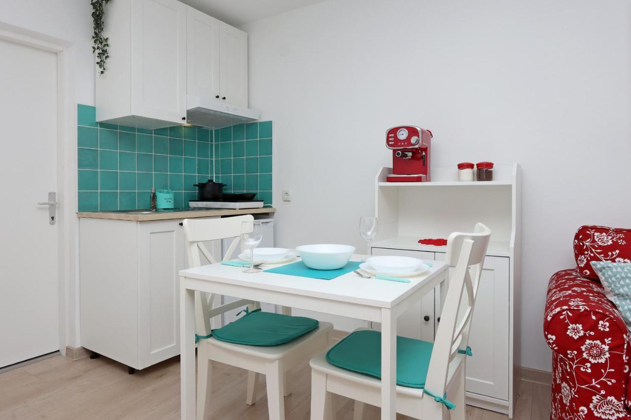 Sha La La - Charming, Unique Studio In A Historic Building Next To A Castle, Wifi, Smart Tv, Washer-Dryer Бакар Экстерьер фото