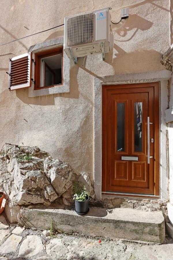 Sha La La - Charming, Unique Studio In A Historic Building Next To A Castle, Wifi, Smart Tv, Washer-Dryer Бакар Экстерьер фото