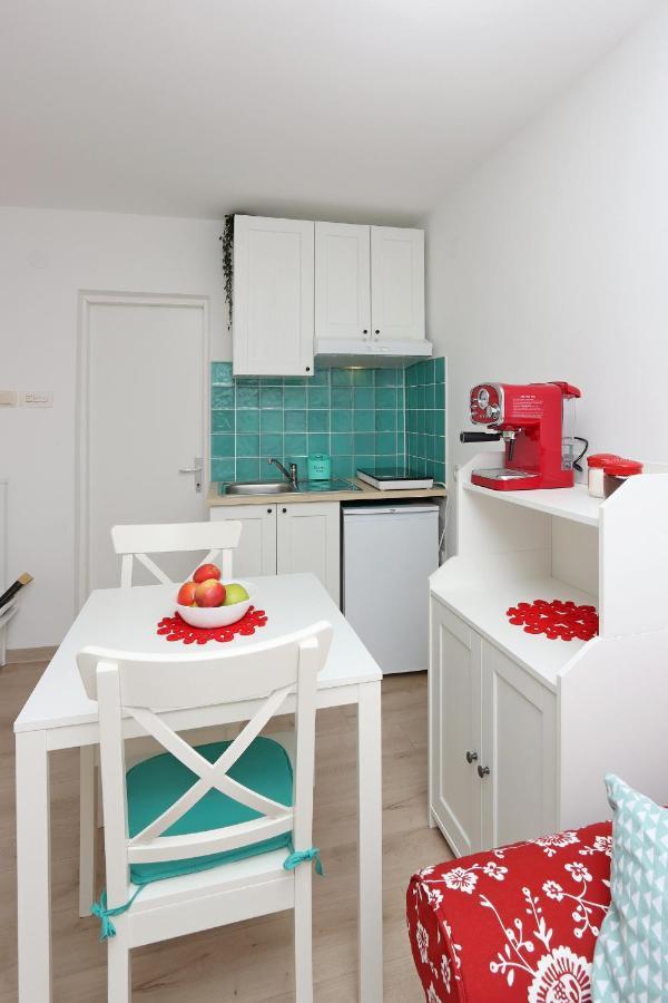 Sha La La - Charming, Unique Studio In A Historic Building Next To A Castle, Wifi, Smart Tv, Washer-Dryer Бакар Экстерьер фото